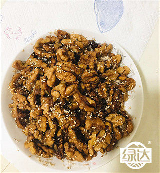 琥珀核桃的做法步骤：6