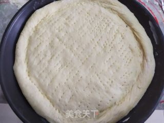 虾仁披萨的做法步骤：3