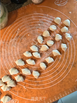 头伏饺子的做法步骤：5