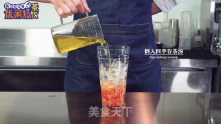 新鲜水果茶配方：霉霉蛋花汤的做法步骤：6