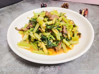 芹菜炒牛肉的做法步骤：9