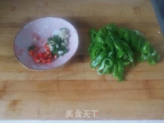 干锅千叶豆腐煲五花肉的做法步骤：2