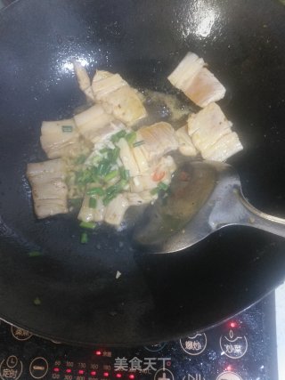 干锅千叶豆腐煲五花肉的做法步骤：5
