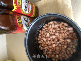 黄酒花生焖猪蹄的做法步骤：3
