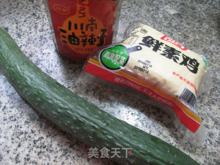 青瓜拌鲜素鸡的做法步骤：1