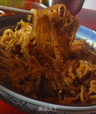 猪肉酸菜炖粉条的做法步骤：7