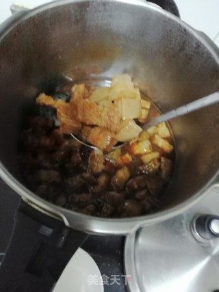 肉夹馍的做法步骤：12