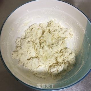 葱油饼的做法步骤：2