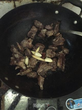 啤酒鸭的做法步骤：2