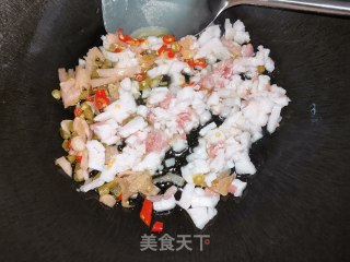 香煎酸菜豆腐的做法步骤：4