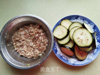 炸茄盒的做法步骤：1
