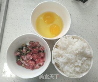 茄汁蛋包饭的做法步骤：2