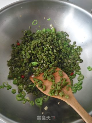 辣椒炒菜梗的做法步骤：9