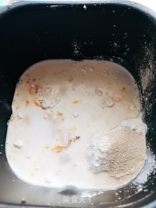 热狗面包的做法步骤：2