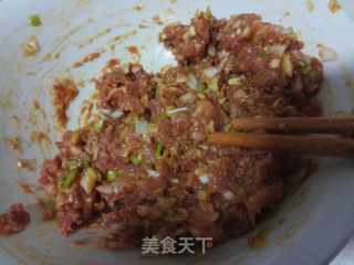 酸汤馄饨的做法步骤：1