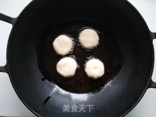 糯米粉土豆饼的做法步骤：7