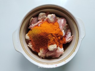 土豆洋葱烤鸡腿的做法步骤：3