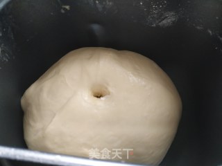 香甜蜂蜜餐包的做法步骤：3