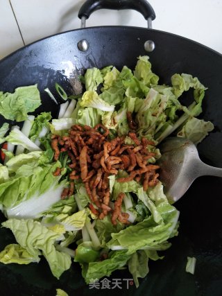 白菜肉丝炒面的做法步骤：6