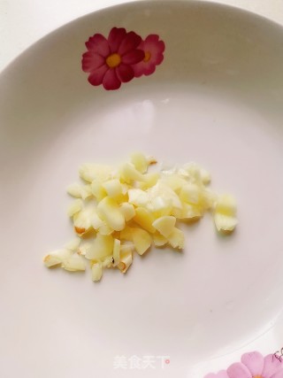 炒空心菜叶的做法步骤：3