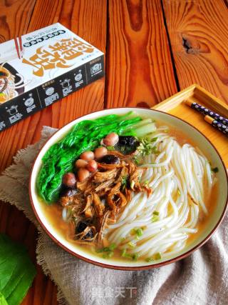 田头菇炖老鸡粉的做法步骤：7