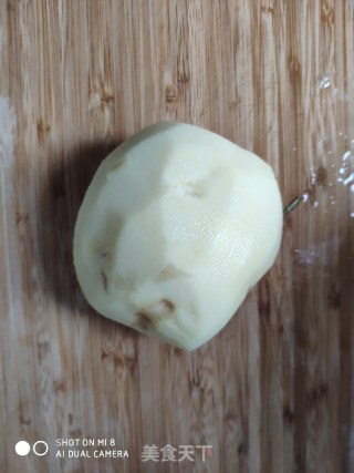 炝拌土豆丝的做法步骤：1