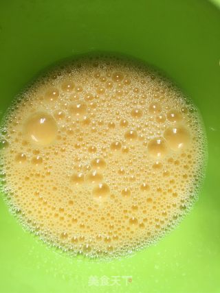 韭菜鸡蛋饺子的做法步骤：2