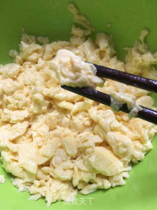 韭菜鸡蛋饺子的做法步骤：5