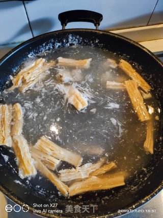 腐竹排骨微辣粉条的做法步骤：3
