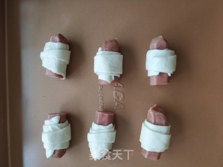 手抓饼卷烤肠的做法步骤：5