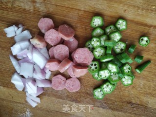 手抓饼披萨的做法步骤：1