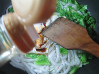 鸭蛋小白菜煮土豆粉条的做法步骤：6
