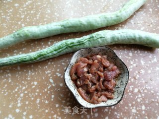 蛇豆炒肉片的做法步骤：1