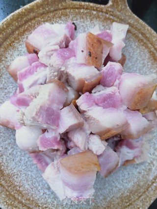 土家红烧肉的做法步骤：1