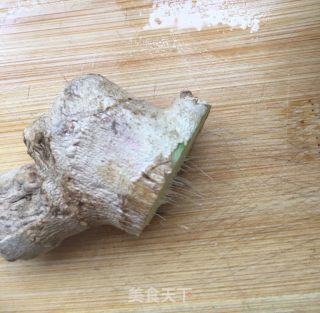 “面条”爆炒海螺片拌面的做法步骤：4