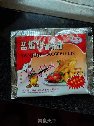 香煎盐焗鸡的做法步骤：2