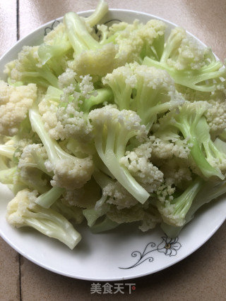 五花肉炒花菜的做法步骤：4