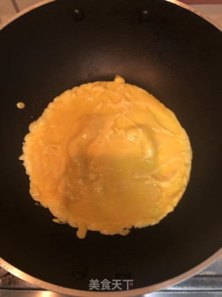 鸡蛋饼的做法步骤：3