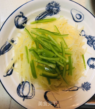 凉拌土豆丝的做法步骤：3