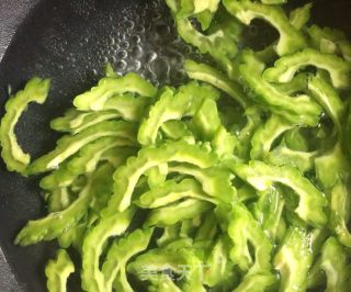 冰镇雪碧苦瓜的做法步骤：4