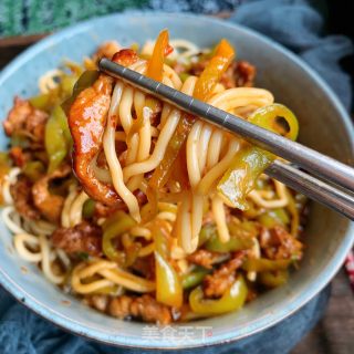 青椒肉丝面的做法步骤：11