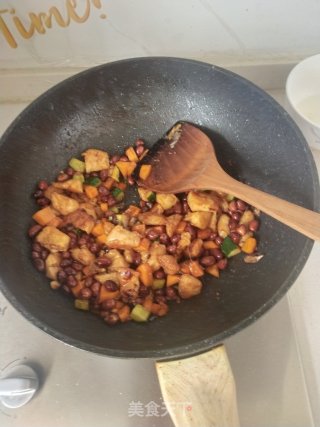 宫保鸡丁的做法步骤：4