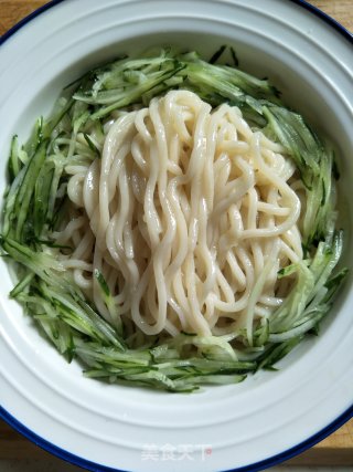蒜香麻酱凉面的做法步骤：6