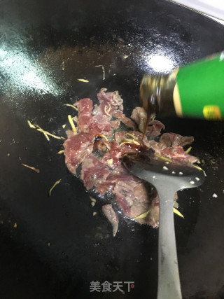 牛肉炒菜心的做法步骤：10