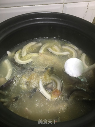 椰王花㬵炖鸡爪的做法步骤：9