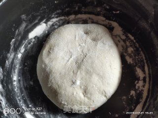 虾仁玉米披萨的做法步骤：2