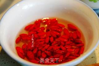 枸杞玉米面粥的做法步骤：3