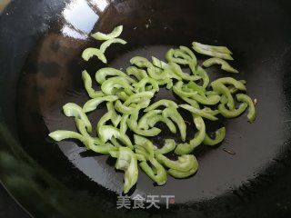 蛇豆炒鸭蛋的做法步骤：5