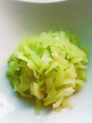 小炒西瓜皮的做法步骤：5