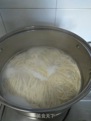 芝麻酱拌面的做法步骤：7